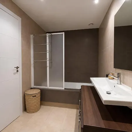 2 Bedroom Ground Floor Sotoserena